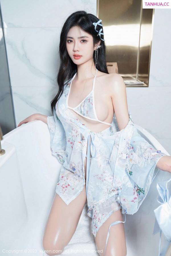 李浅浅  [XiuRen]高清写真图 2023.06.15 No.6924 浅浅Danny 丝袜美腿第52张图片